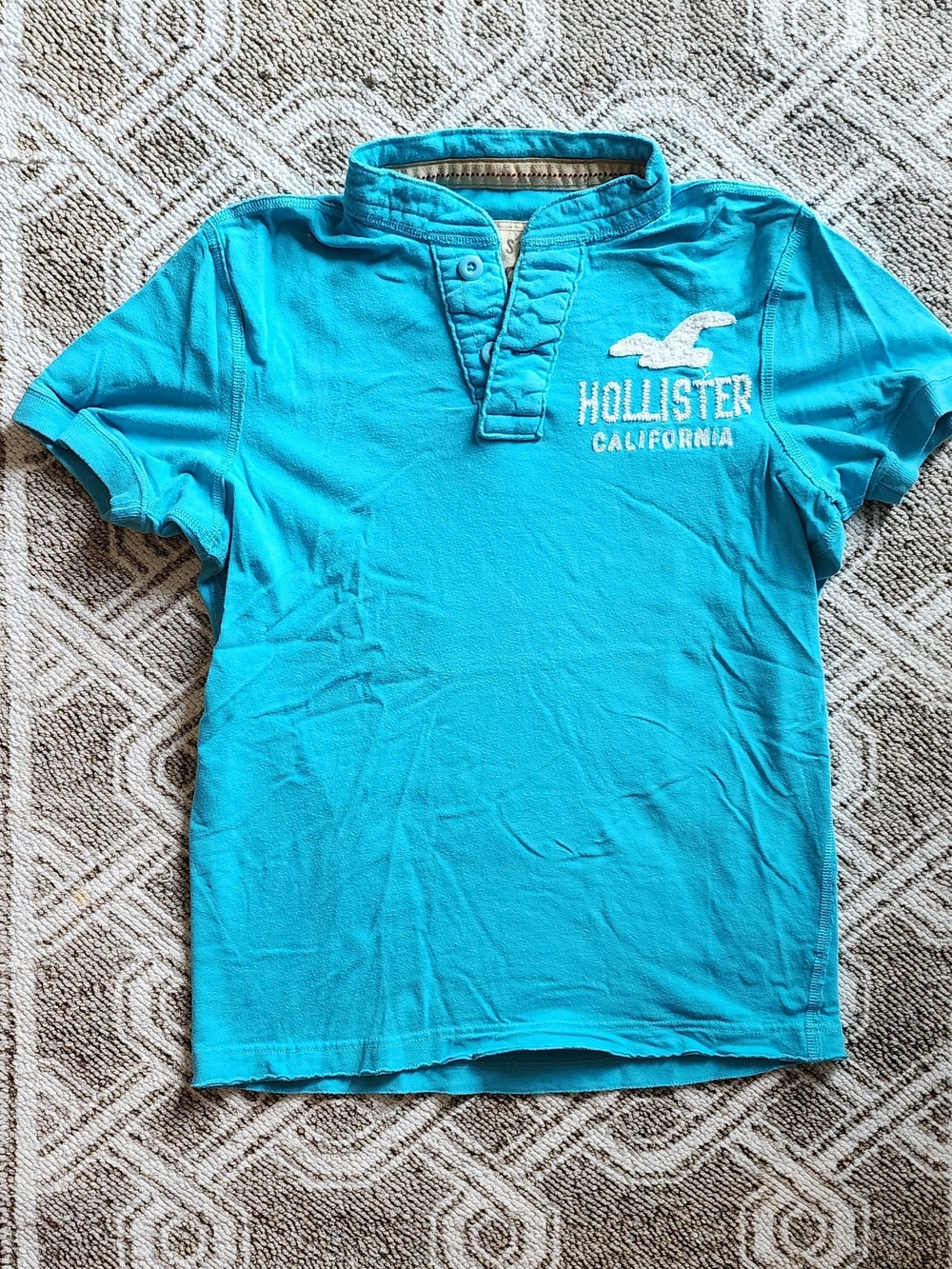 Hollister Men's Bright Turquoise Short Sleeve Polo